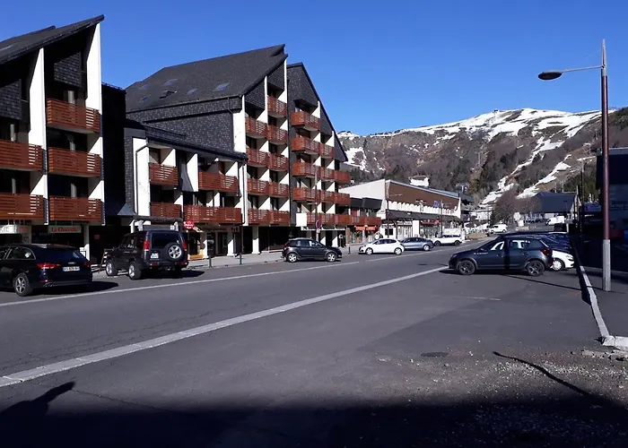 Appartement Situe En Plein Centre A Deux Pas Des Pistes.