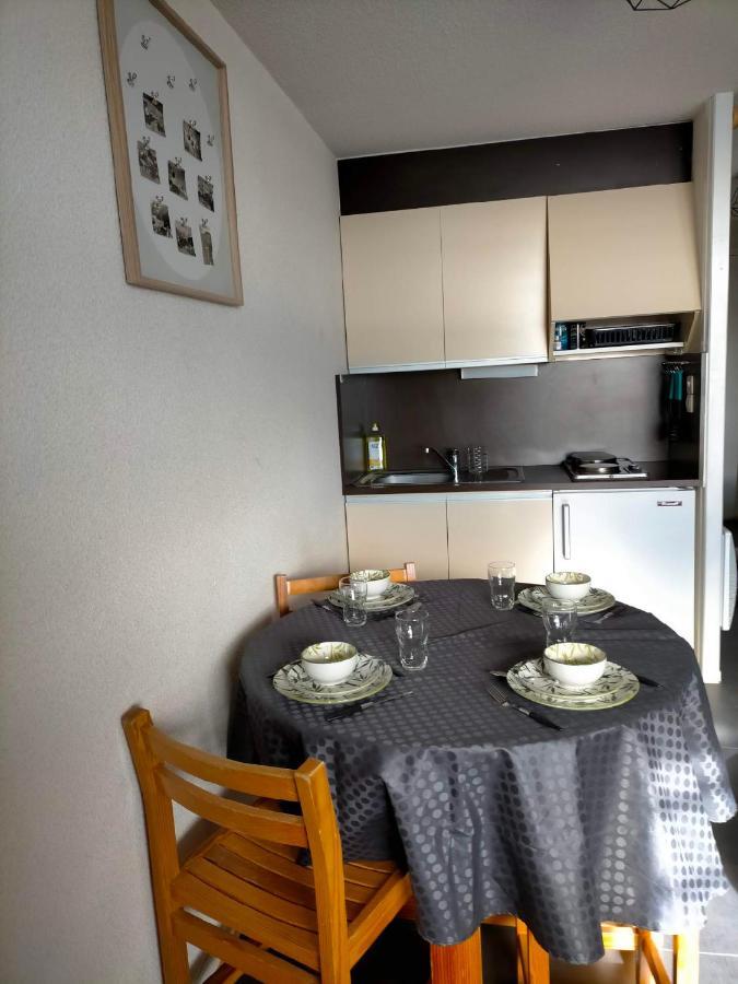 Situe En Plein Centre A Deux Pas Des Pistes. Apartment *