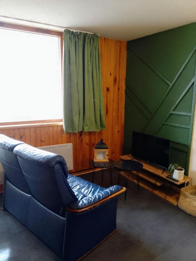 Apartment Situe En Plein Centre A Deux Pas Des Pistes.